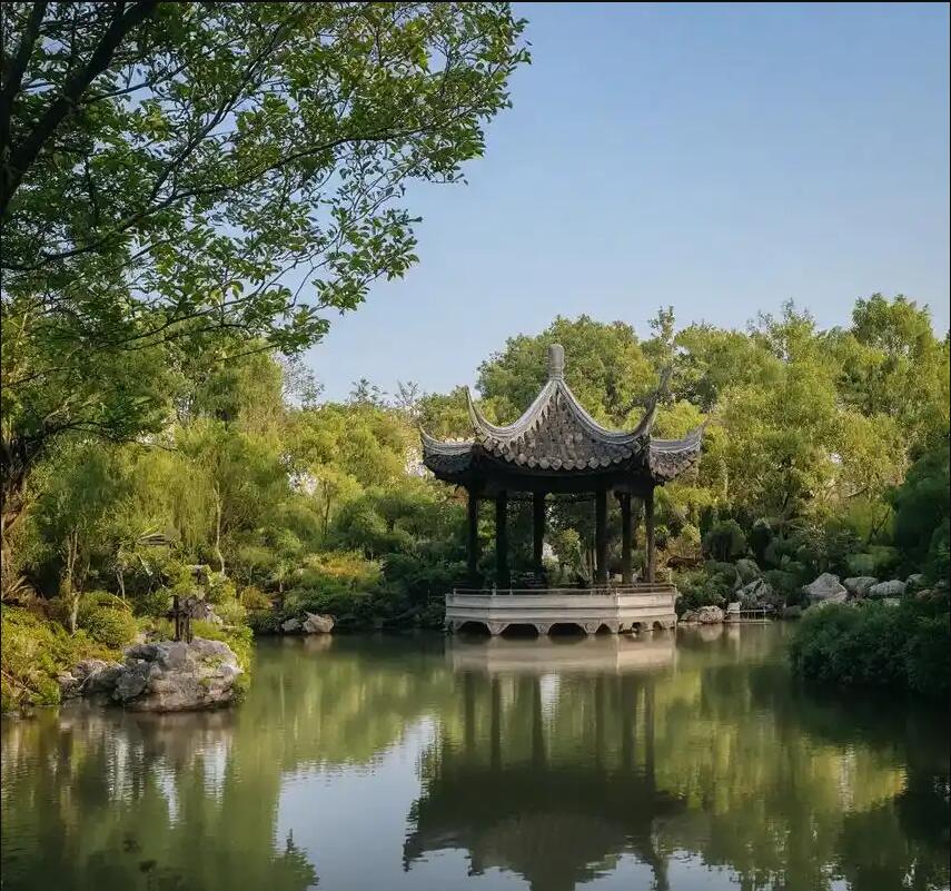 梧州凝芙土建有限公司